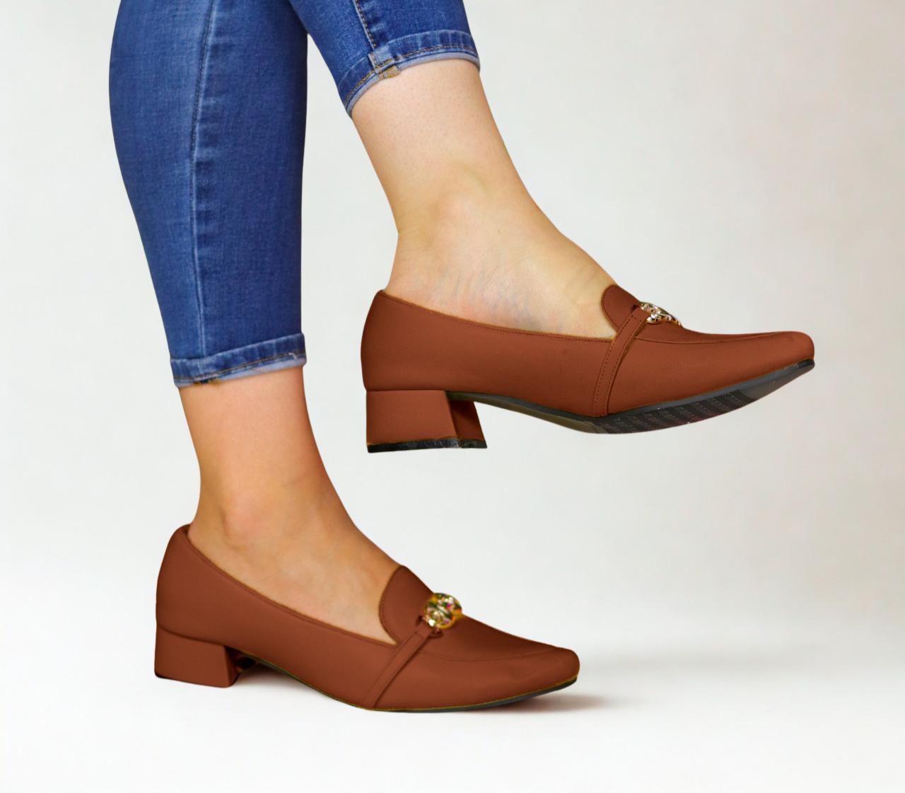 Zapato “Victoria” Tacón Bajo Elegante