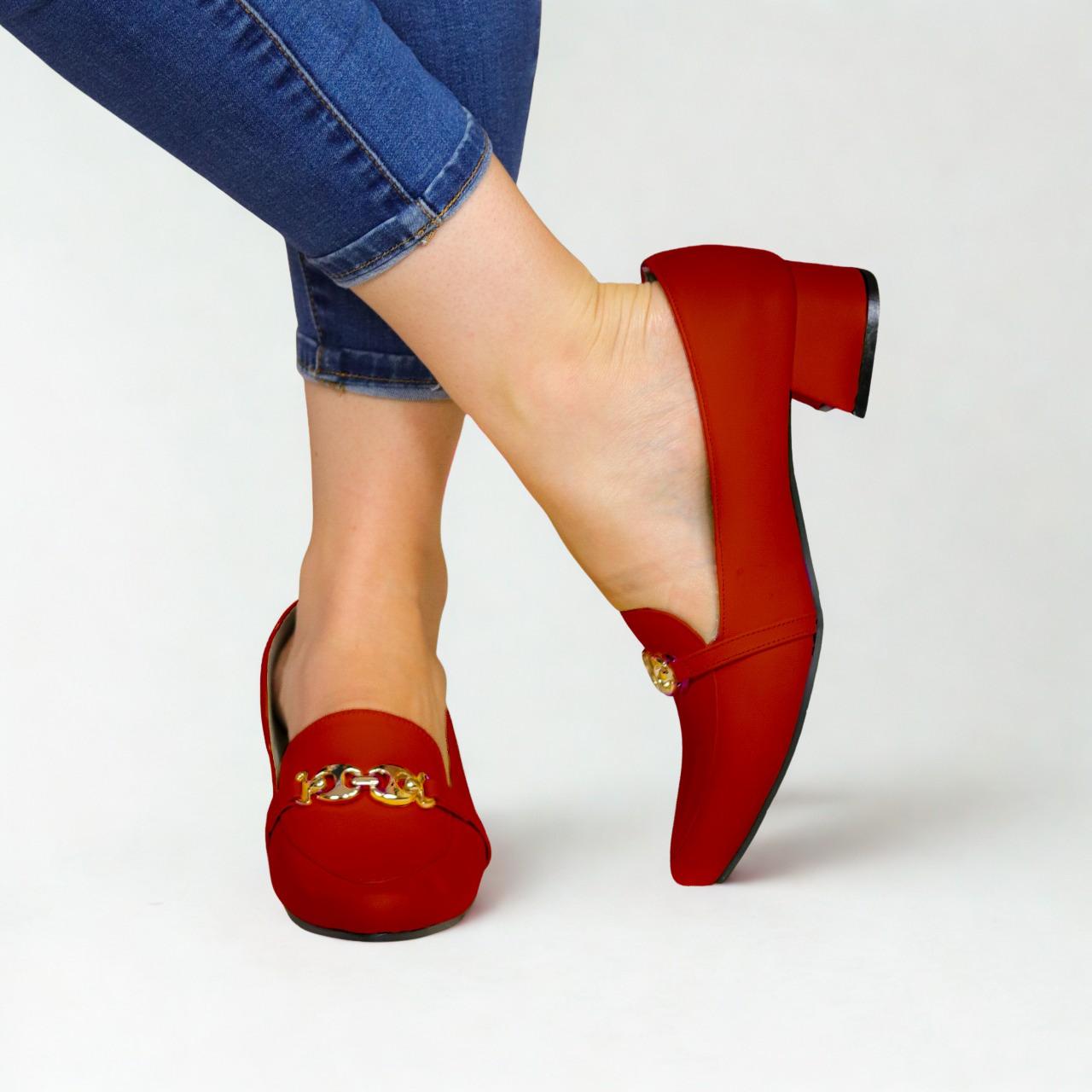 Zapato “Victoria” Tacón Bajo Elegante