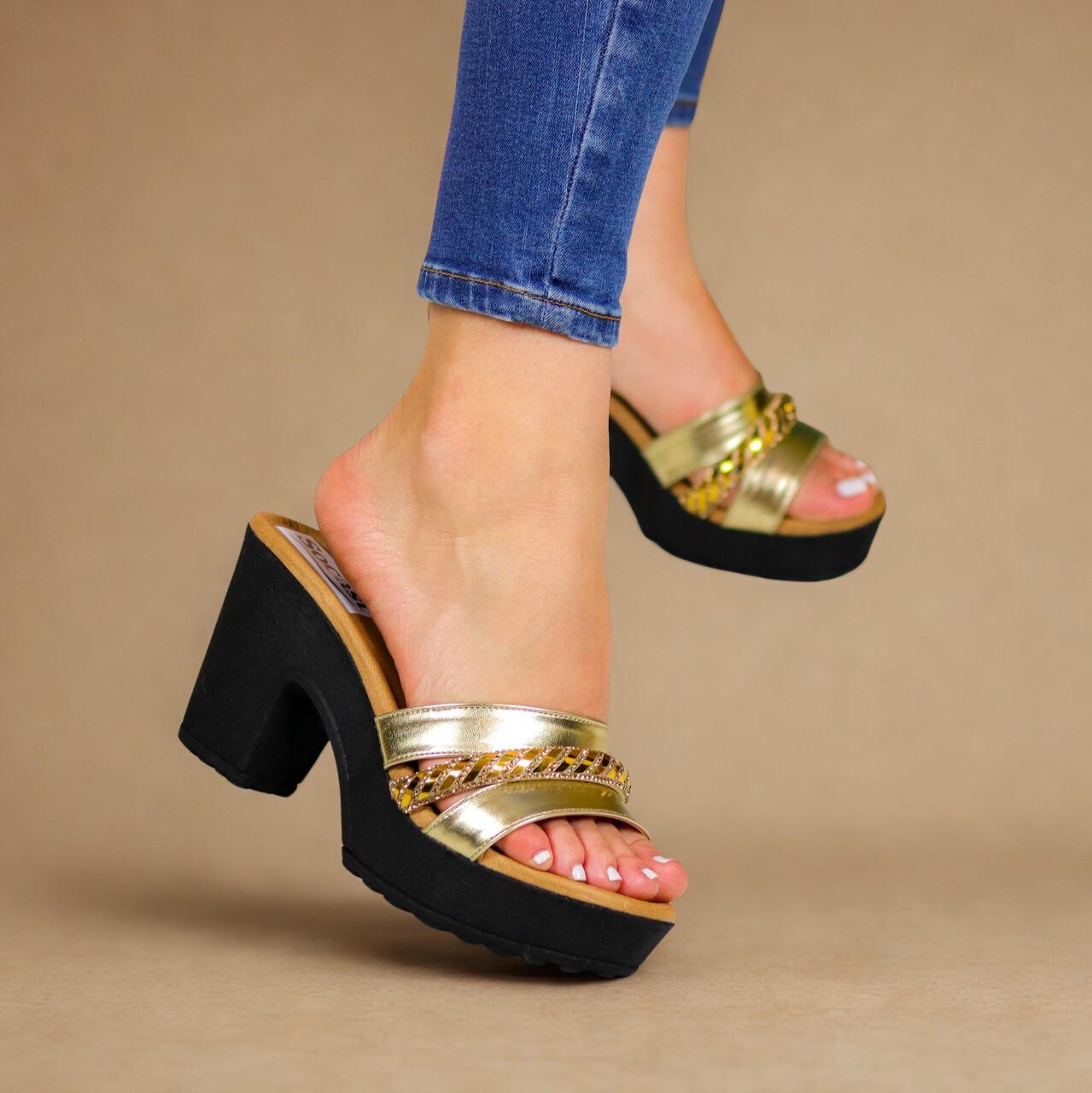 Sandalia Diva Dorada