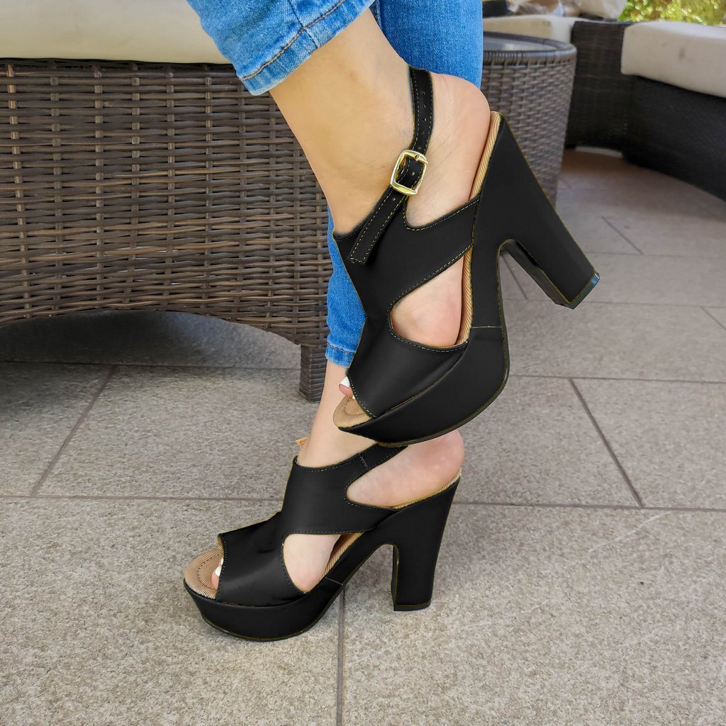 Exotico Estilo Zapato Con Aberturas A Los Lados Negro / 35 Normal