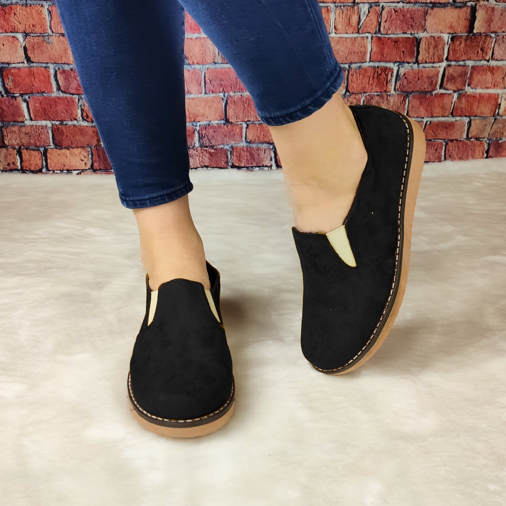 Zapato Bajito Con Elastico Hecho De Gamuza. Cómodos Para Uso Diario Negro / 35 Normal Zapatos