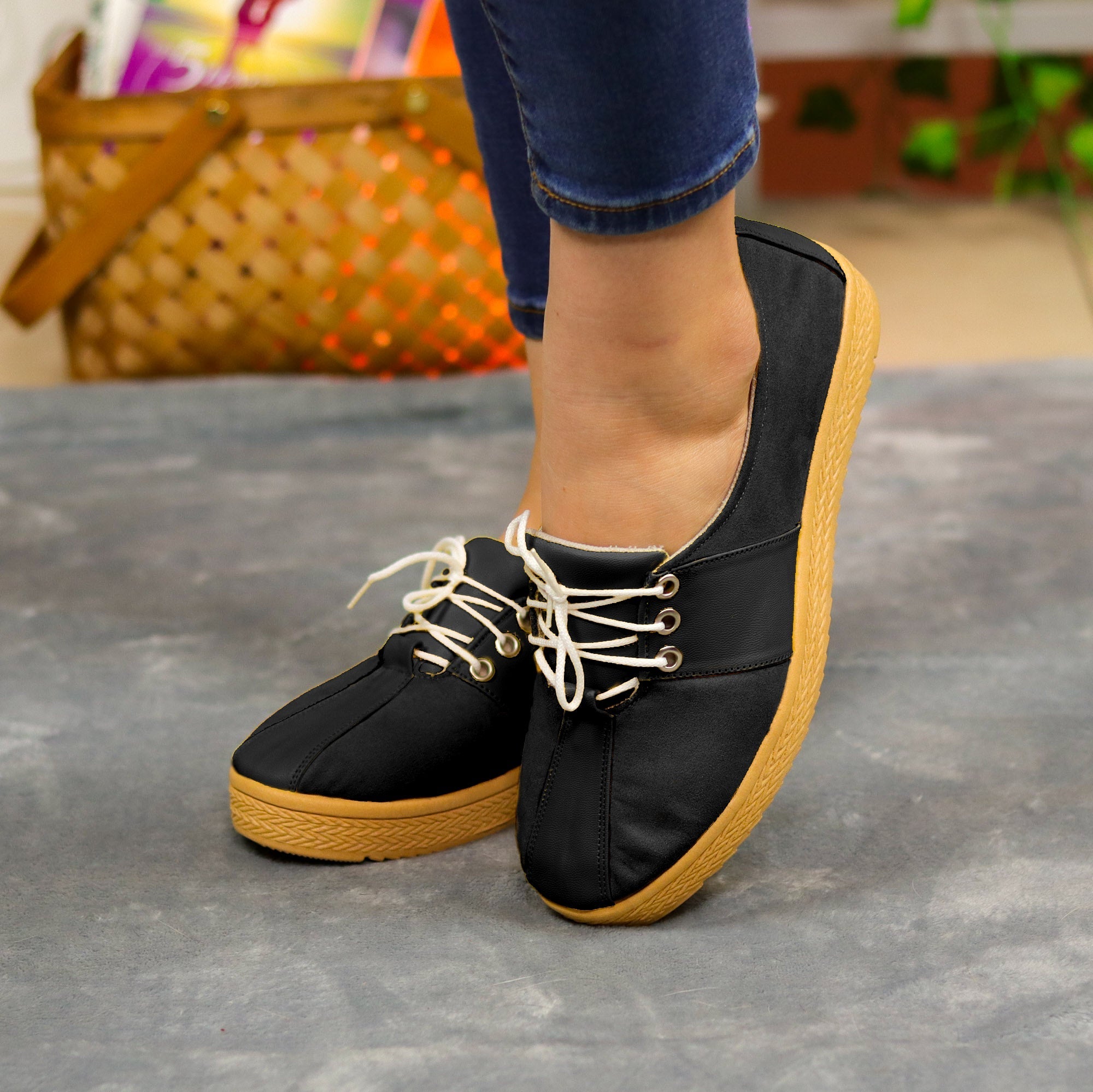 Zapatos Cerrados Casuales: El Toque Final Para Cualquier Outfit Negro / 35 Normal Bajitos