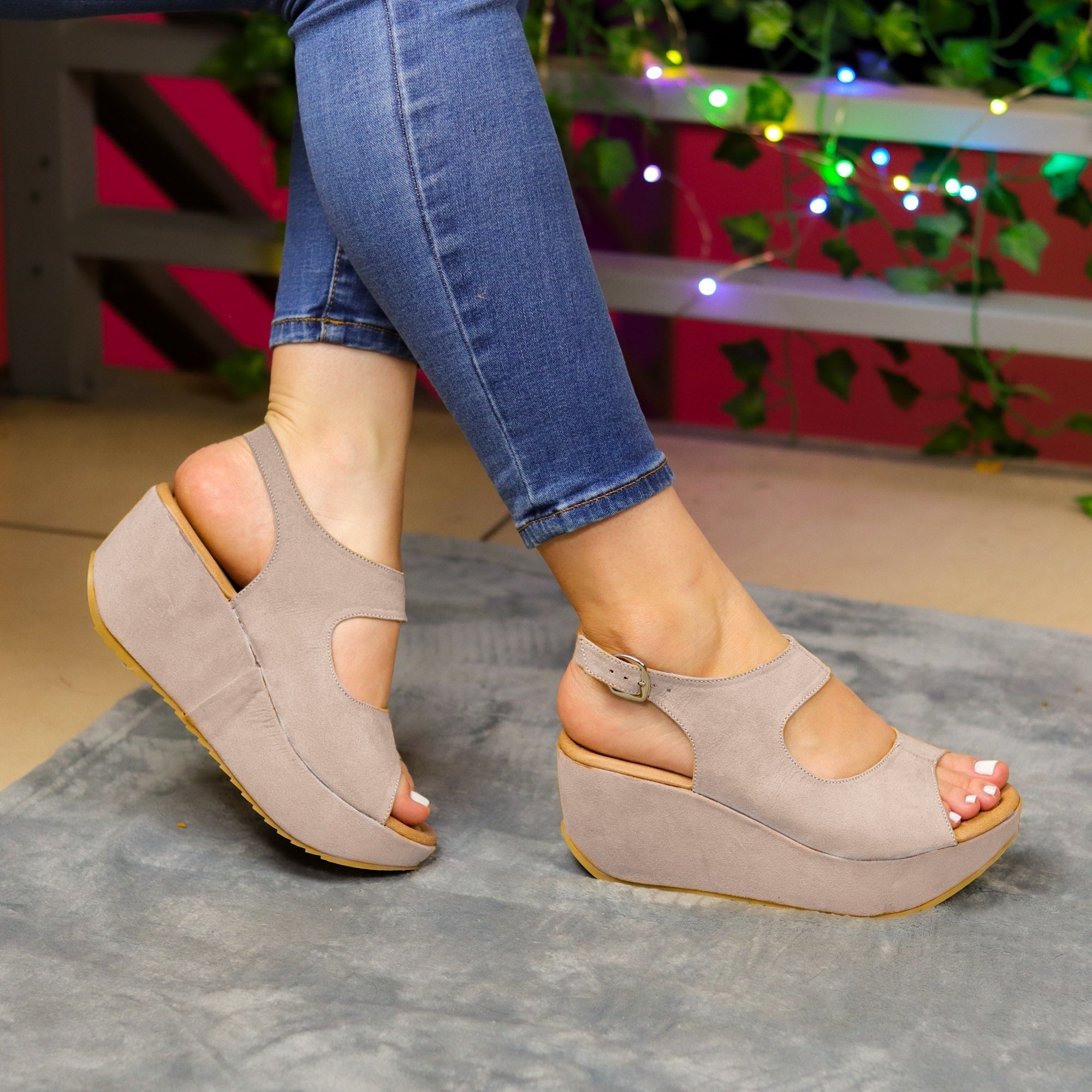 Plataformas Suaves Para El Andar Diario: Elegancia Casual Beige / 34 Normal Zapatos Medianos
