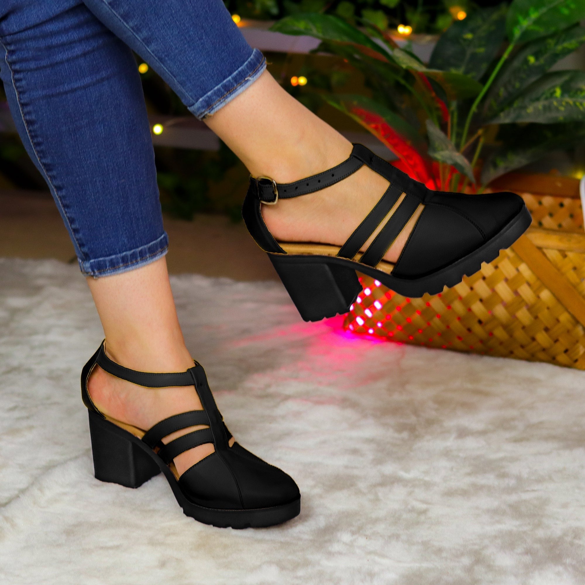 Sandalias con Correas y Tacón Robusto: Ideal para el Día a Día