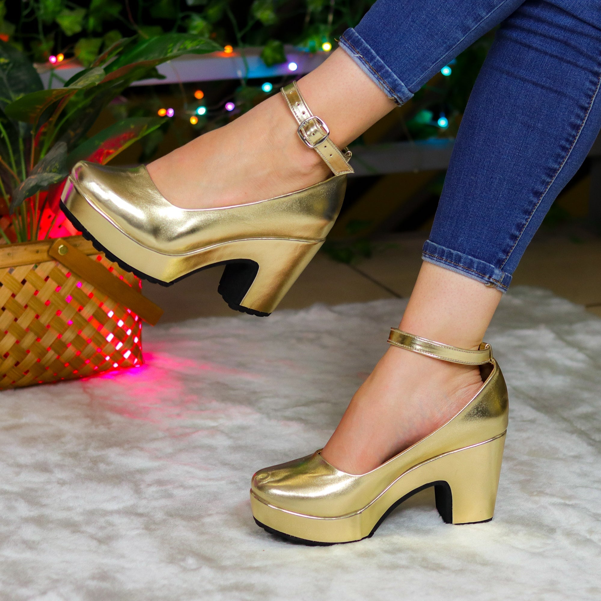 Zapatos De Tacón Con Plataforma Elegantes Y Seguros Dorado / 35 Normal Medianos