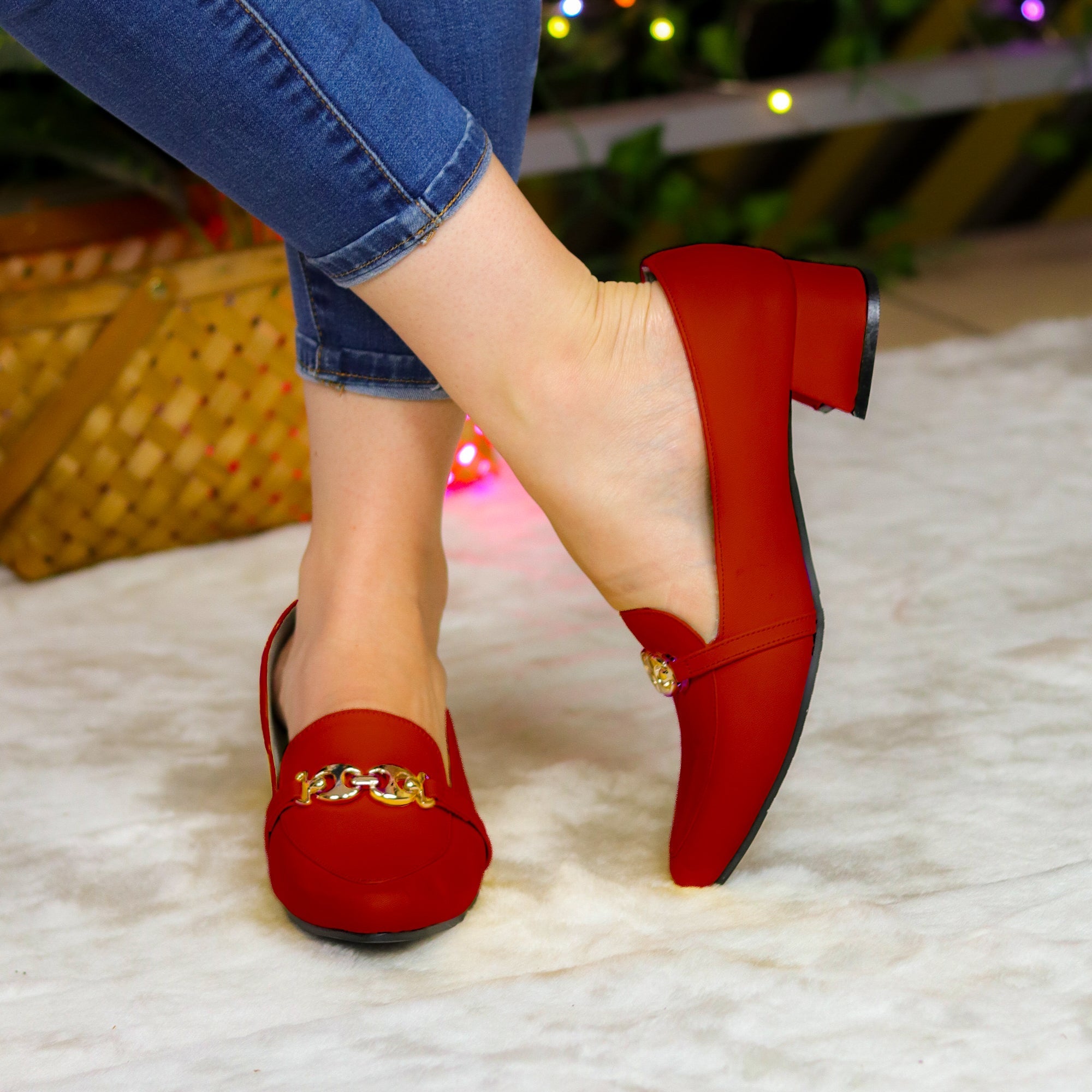 Zapatos De Tacón Bajo Con Detalle Metálico Bajitos