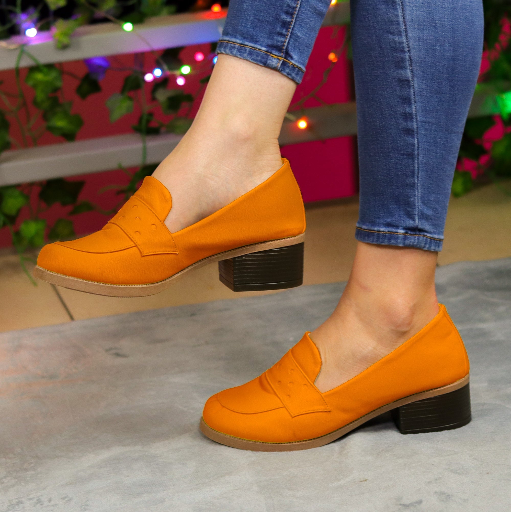 Zapatos Oxford. Un Toque Audaz Para Tu Andar Anaranjado / 35 Normal Medianos
